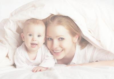 Mom with 4 month old baby - Mustela USA - 1
