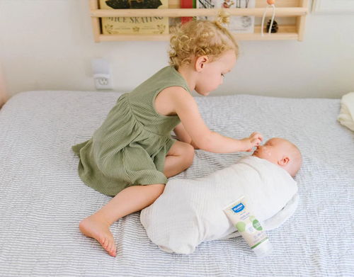 when can baby sleep with blanket - Mustela USA - 1