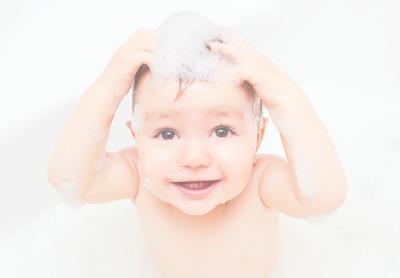 A Parent’s Guide For Bathing Your Baby To Avoid Eczema Flare-Ups - Mustela USA - 1
