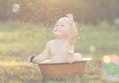 How To Manage Your Baby’s Eczema In The Summer Heat - Mustela USA - 1