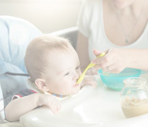 9 Month Old Feeding Schedule: When To Feed Your Baby - Mustela USA - 1