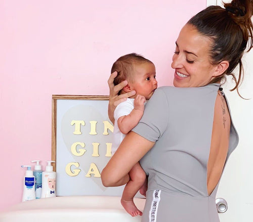 caring for baby by month - Mustela USA - 1