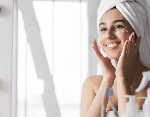 How Much Sunscreen To Use On Your Face: Expert Tips - Mustela USA - 1