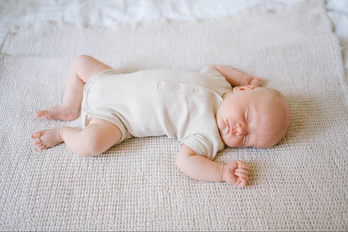 when do babies drop to one nap - Mustela USA - 1