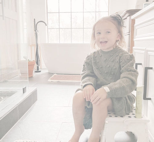 When To Start Potty Training: 11 Signs To Look For - Mustela USA - 1