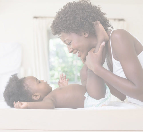 Mom with baby who had a yeast diaper rash - Mustela USA - 1