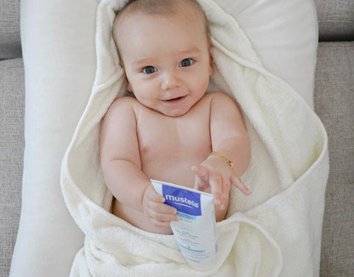 baby-child_17c0277a-201d-43a4-b619-26d62a86ea09 - Mustela USA - 1