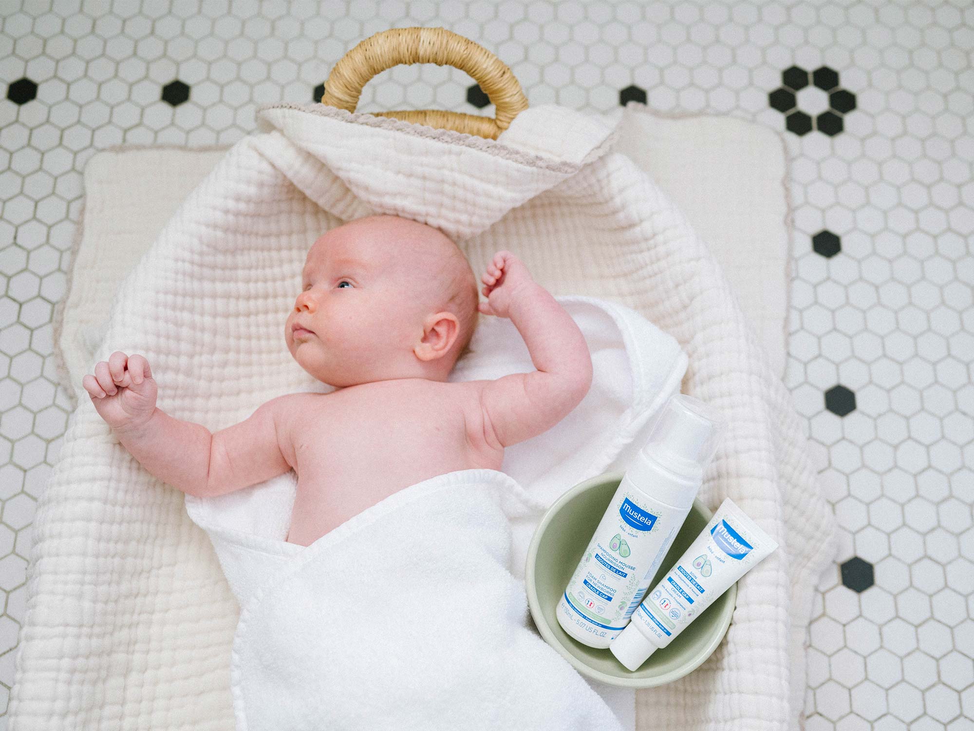 Cradle Cap Duo - Mustela USA