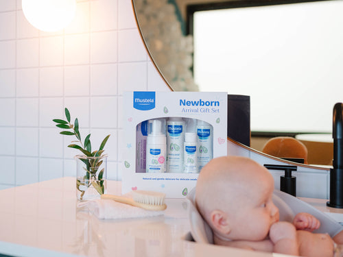 Newborn Arrival Gift Set - 5 Natural Skincare Products - Mustela USA