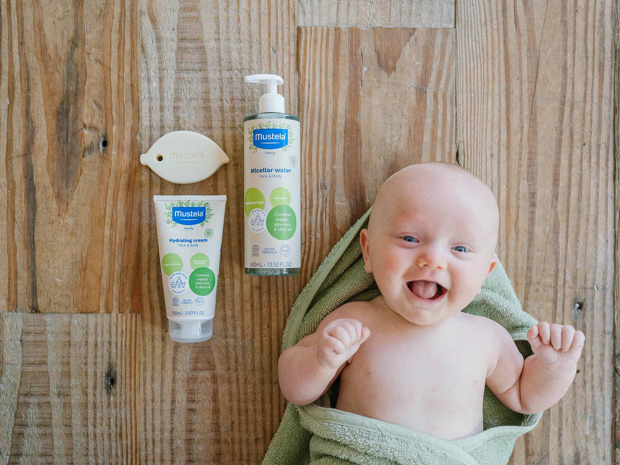 Organic micellar water with olive oil and aloe - Mustela USA