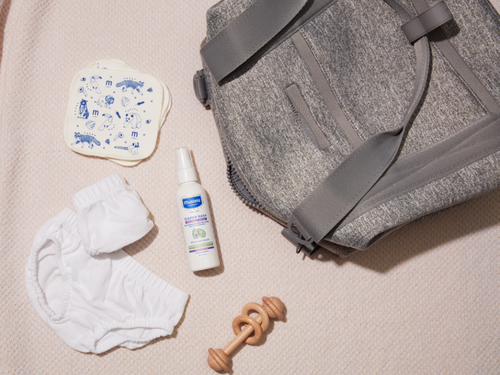 Mustela USA | Reusable Eco Wipes next to a bag - Mustela USA - 2