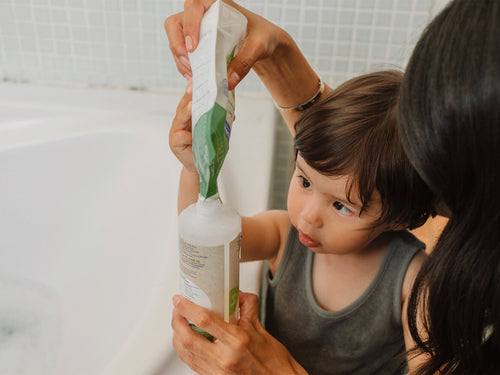 Mustela USA | Cleansing Gel Eco - Refill in a bathroom with a child - Mustela USA - 4